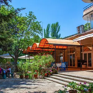 Adis Otel Altın Kumlar