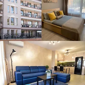 Διαμέρισμα Kapana Luxury Center With Garage 