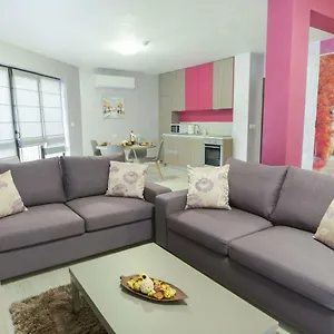 Διαμέρισμα Noris With Garage 